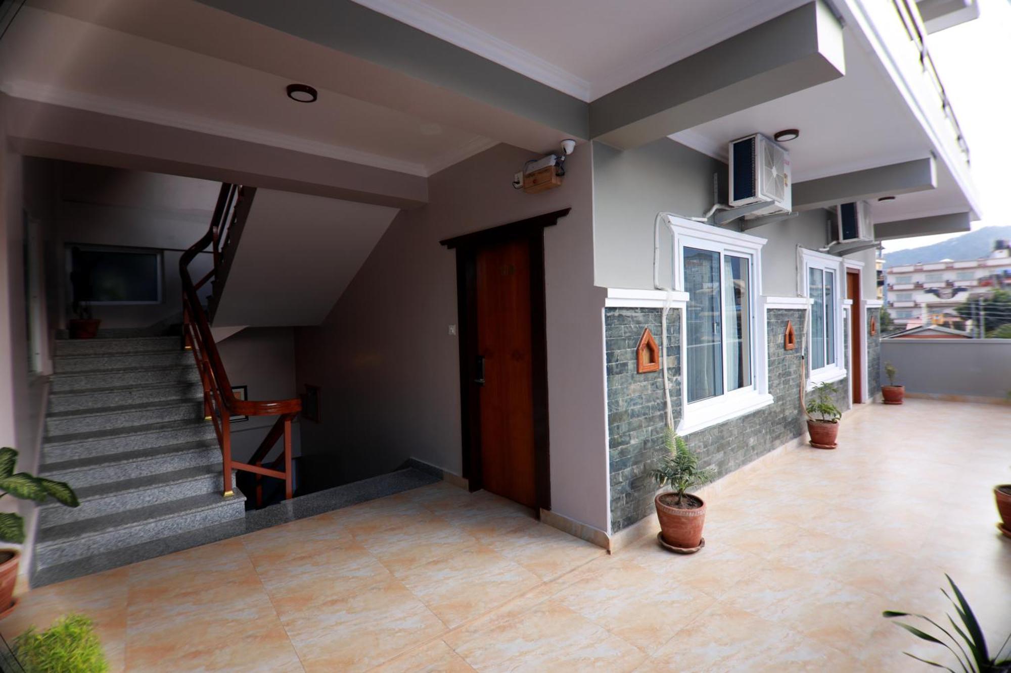 Hotel Eco Tree Pokhara Dış mekan fotoğraf